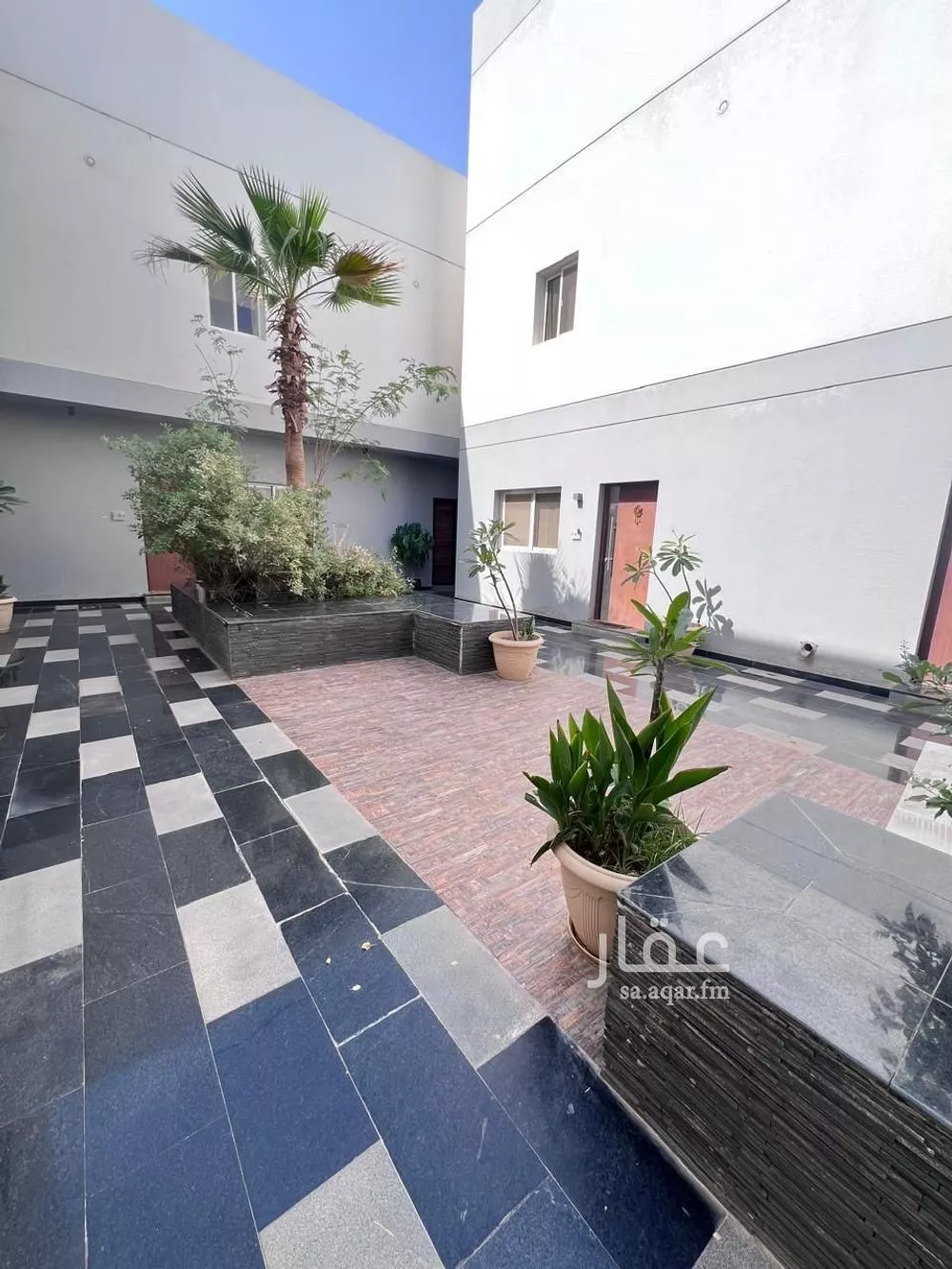 شقة 4 غرف في النرجس 4