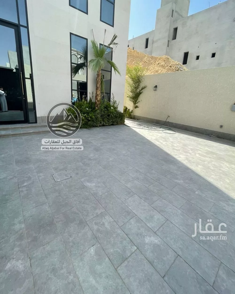 فيلا 7 غرف في النرجس 3