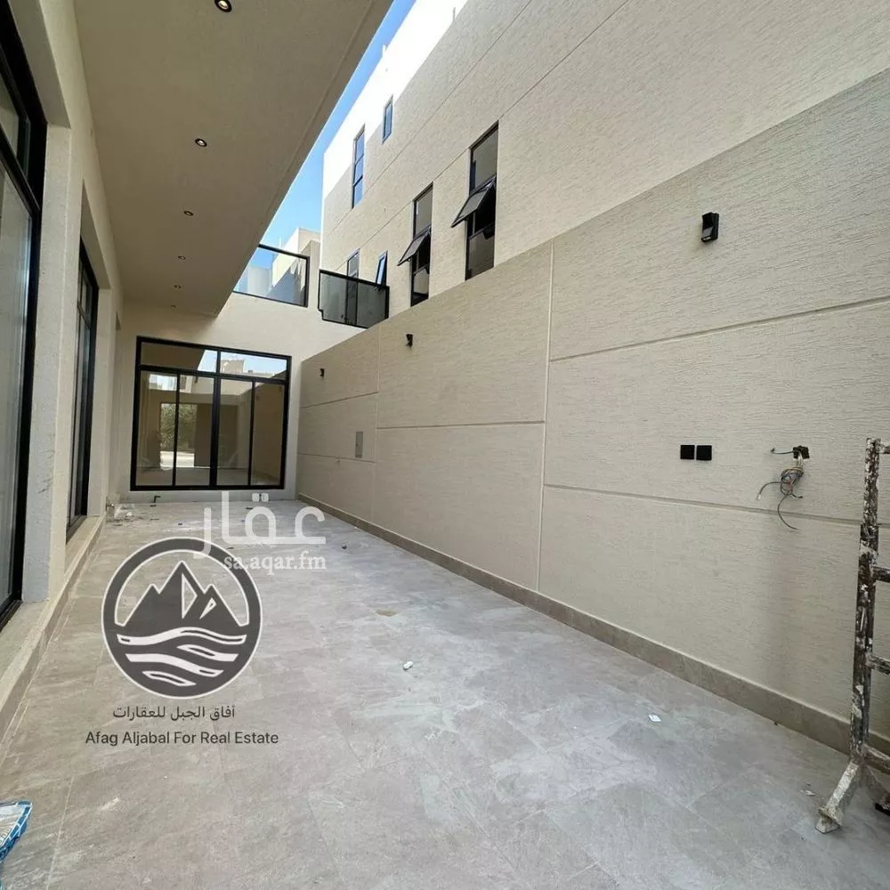 فيلا 8 غرف في المهدية 2