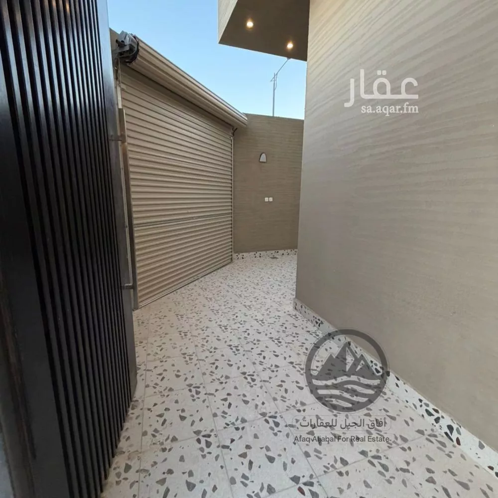 فيلا 10 غرف في النرجس 3