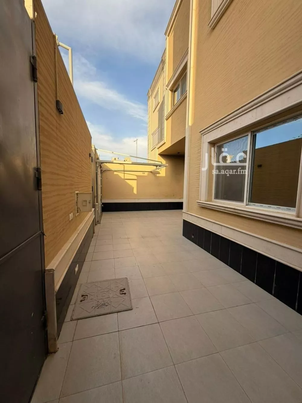 فيلا 5 غرف في النرجس 3