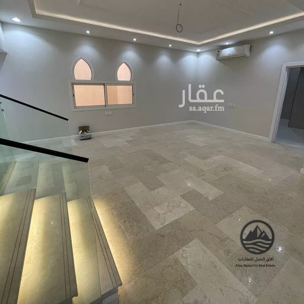 5 bedroom villa in Al Qairawan, Riyadh 7
