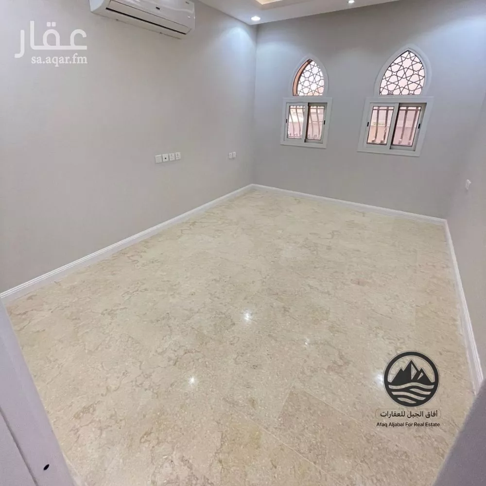 5 bedroom villa in Al Qairawan, Riyadh 19