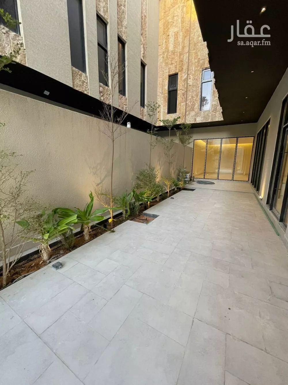 فيلا 6 غرف في النرجس 2