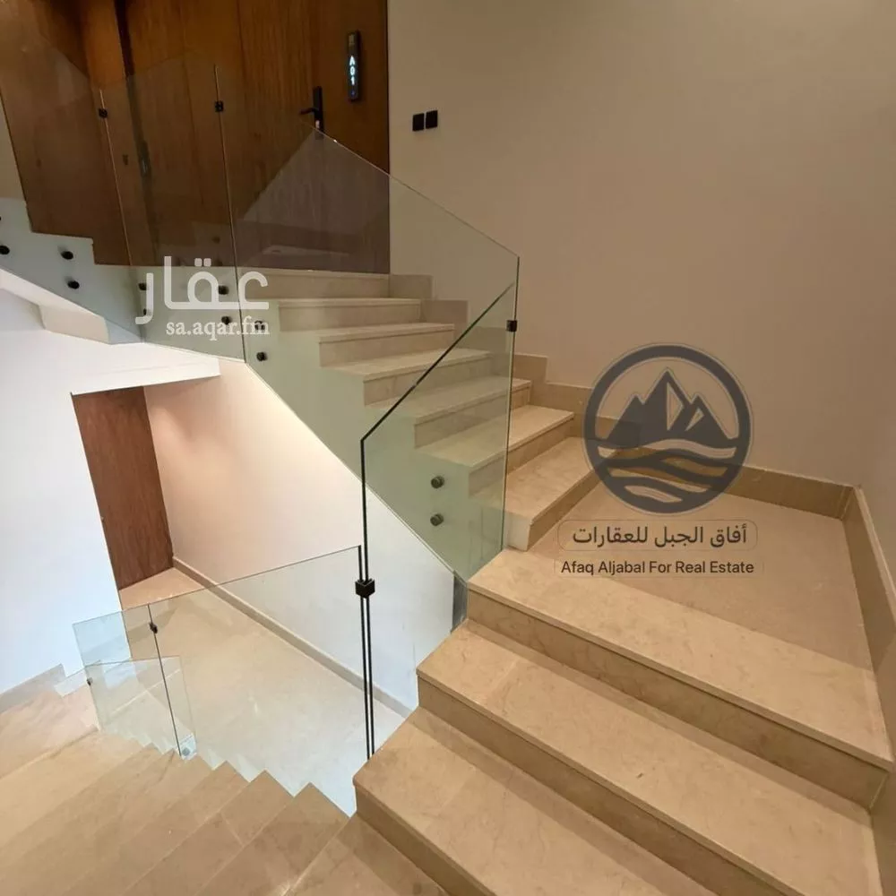 4 bedroom floor in Al Narjis 3