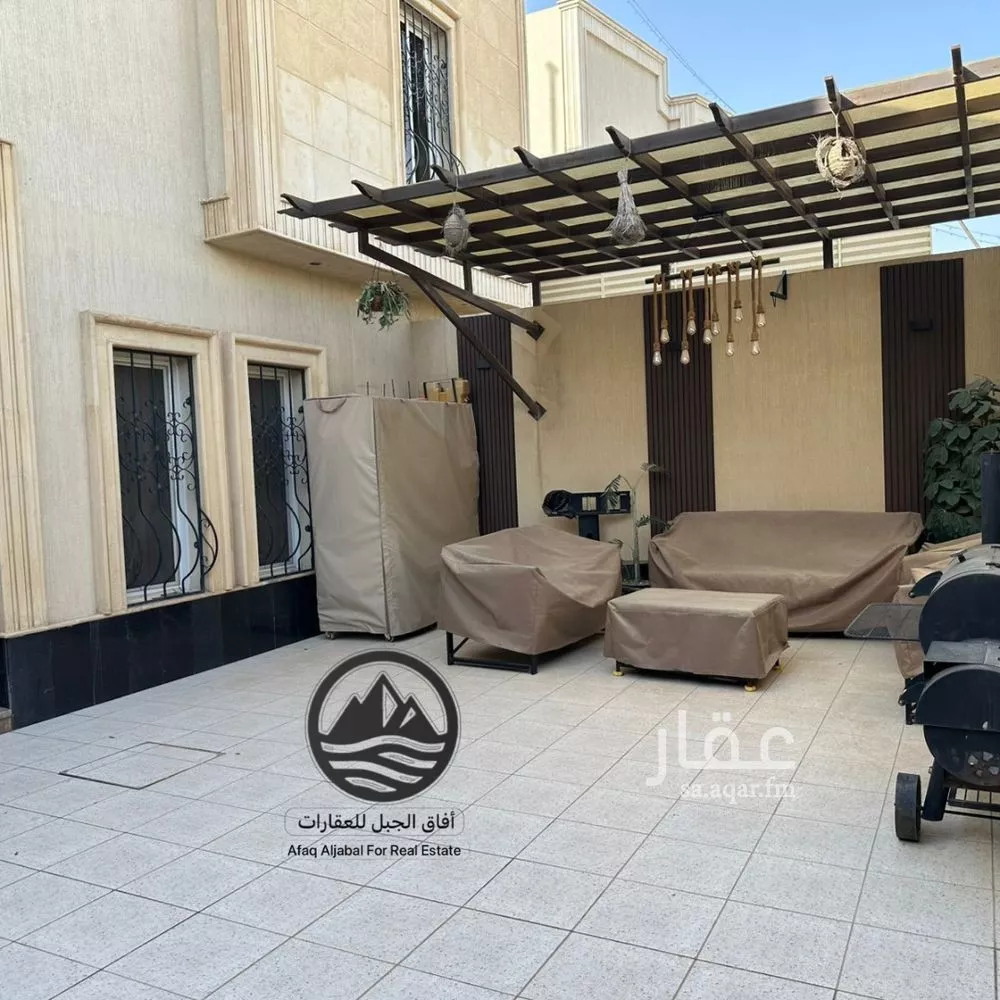 فيلا 10 غرف في الياسمين 3