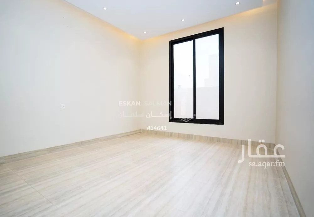 شقة 5 غرف في الرمال 3