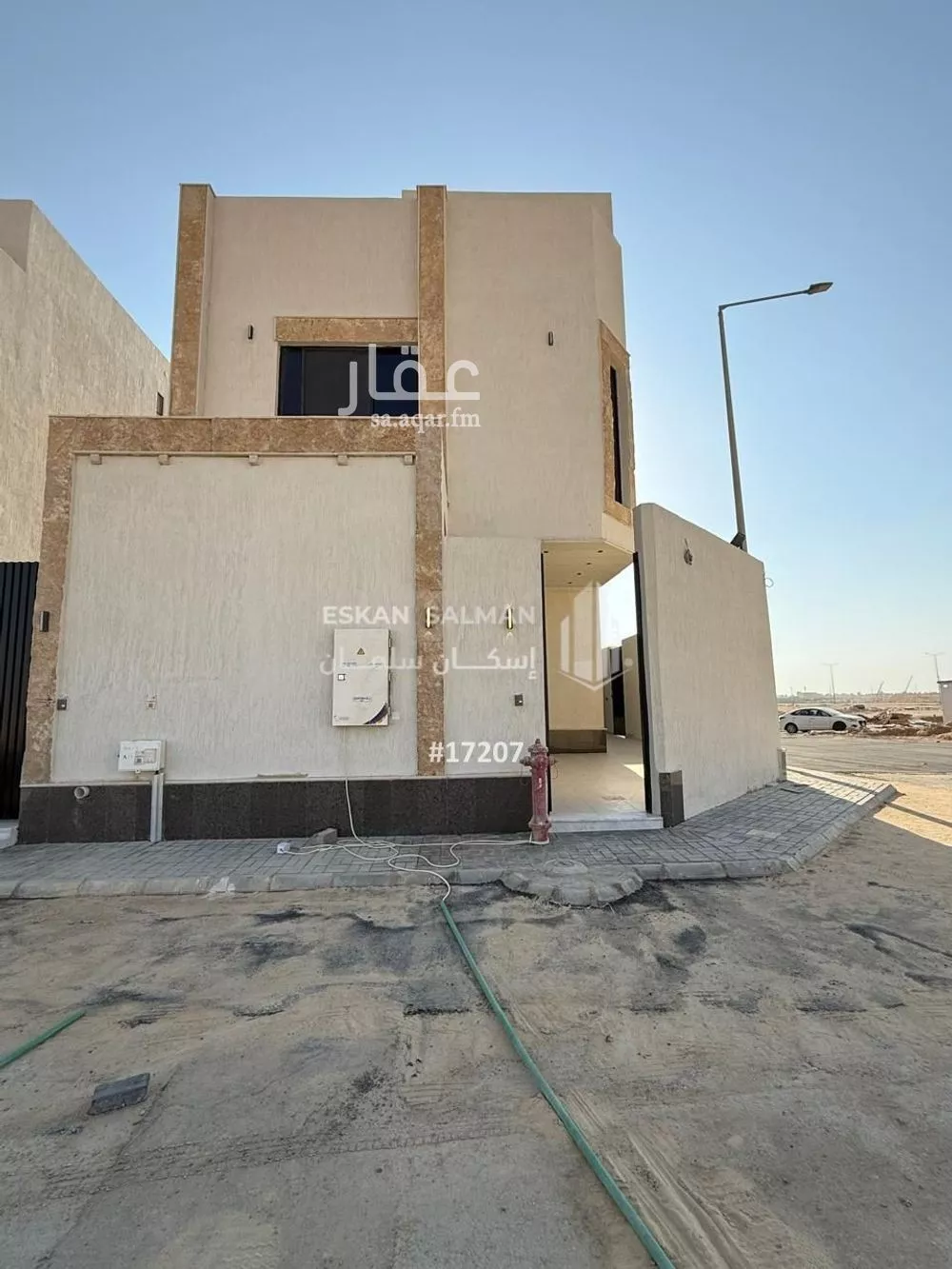 فيلا 9 غرف في الجنادرية 1