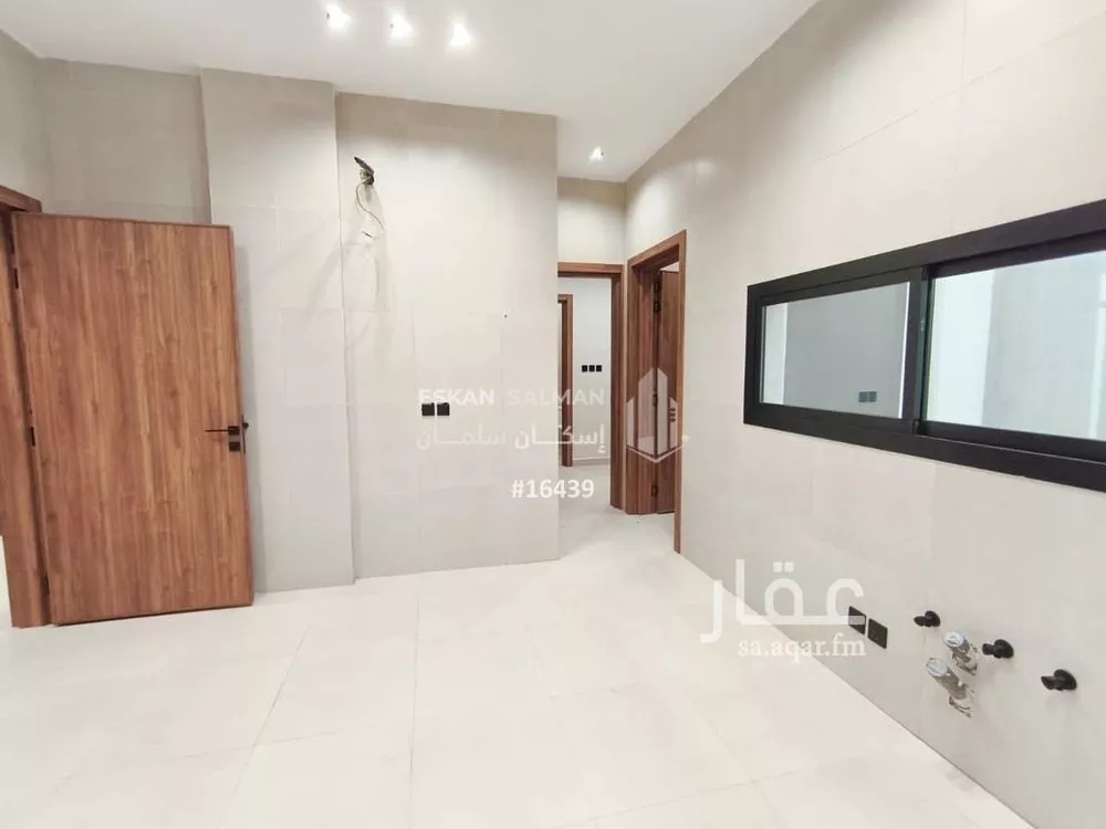 فيلا 7 غرف في العكيشية 5