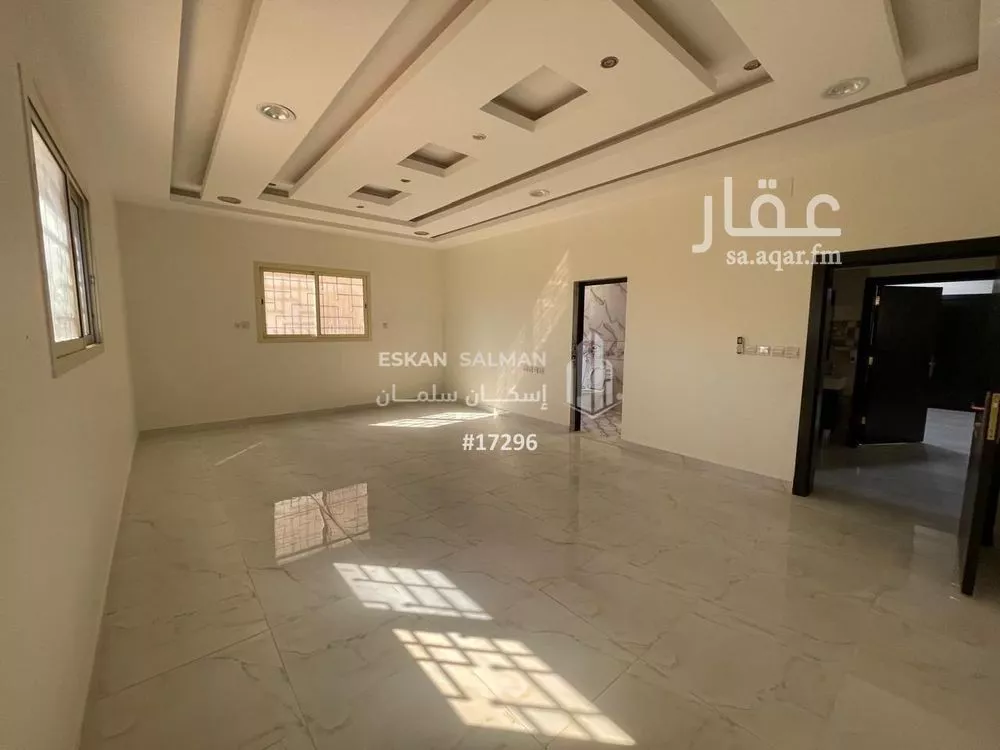8 bedroom villa in Dhahrat Al Badiah 1