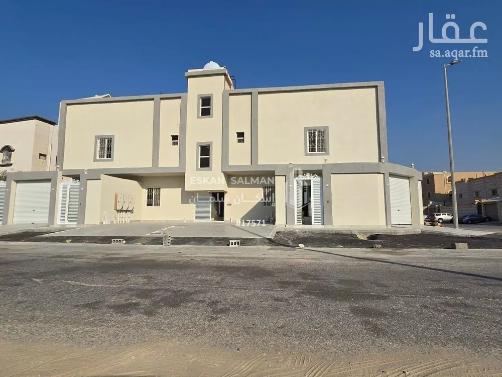 6 bedroom apartment in Dahiat King Fahd 1