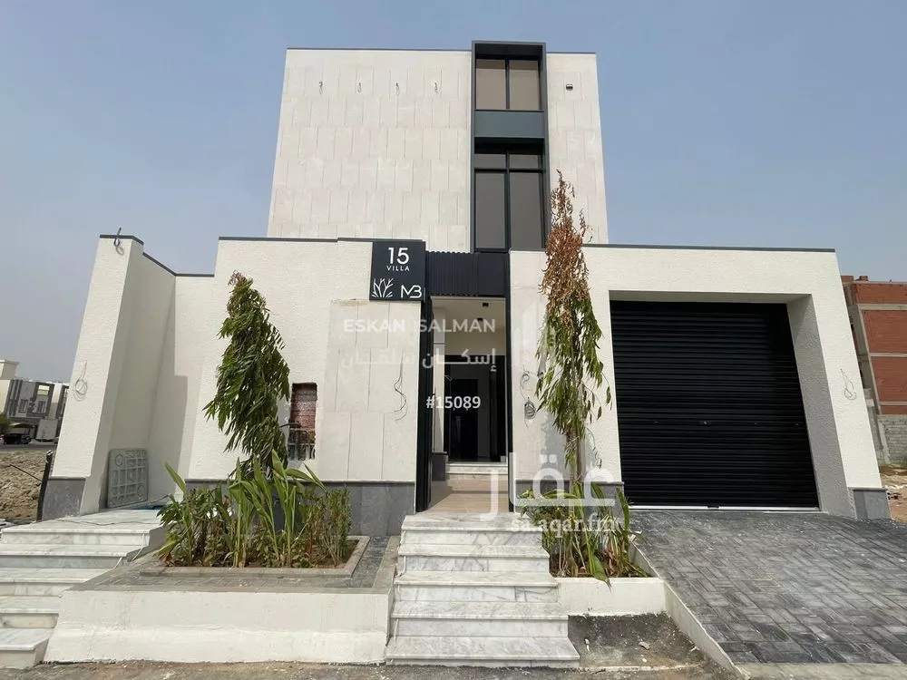 6 bedroom villa in Al Sawari 1