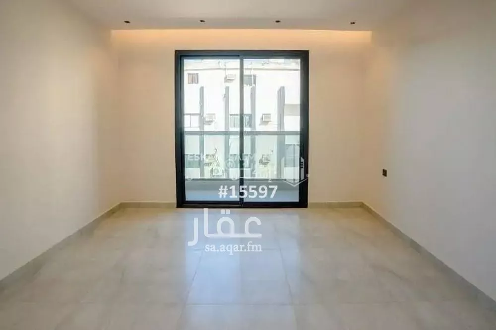 شقة 3 غرف في النسيم 4