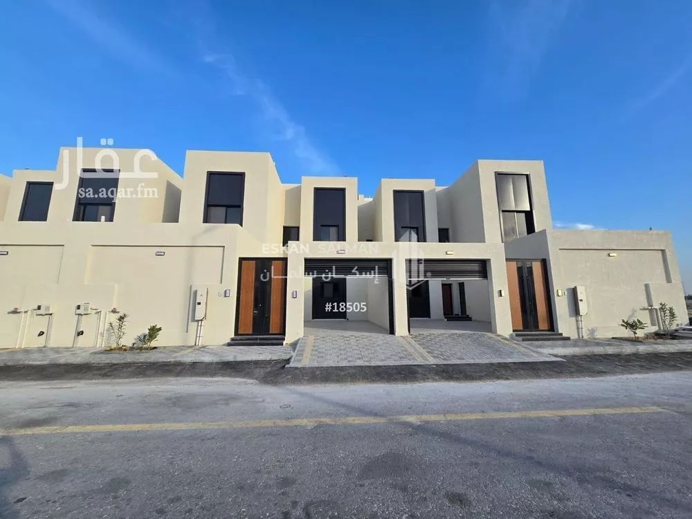 فيلا 7 غرف في الامواج 1