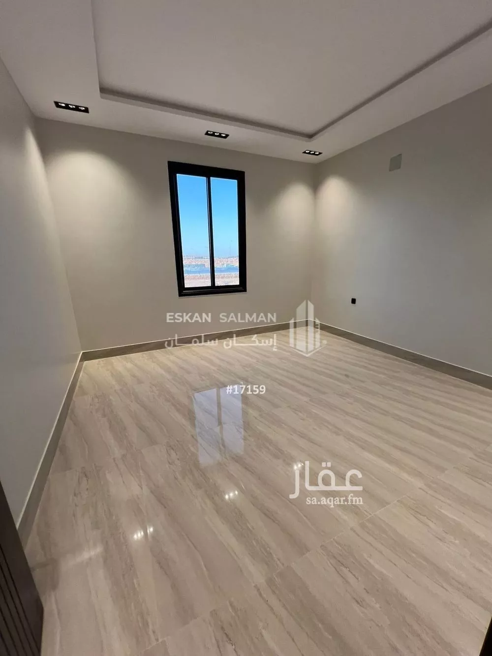 شقة 6 غرف في الرمال 5