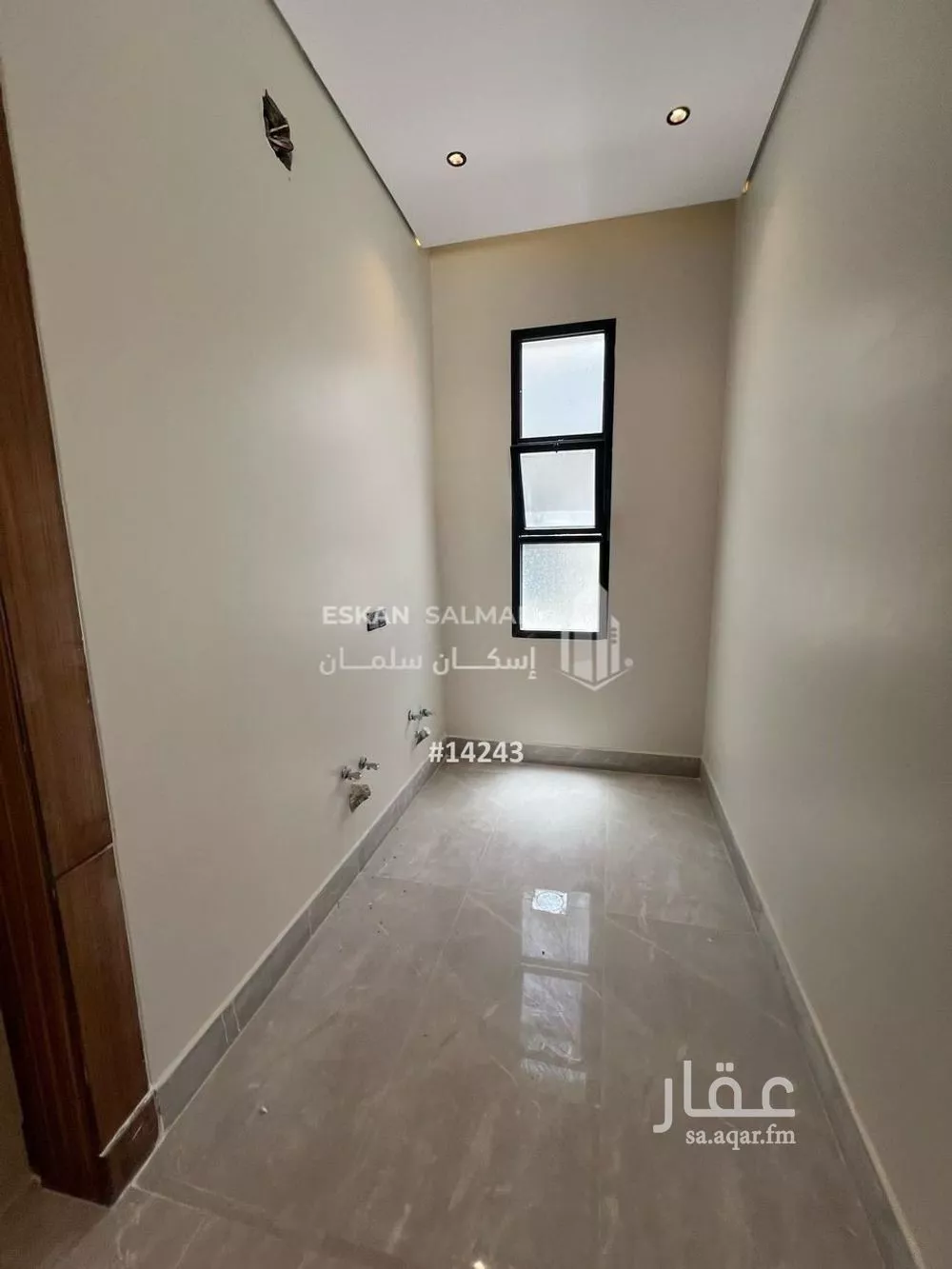 فيلا 5 غرف في الشرق 5