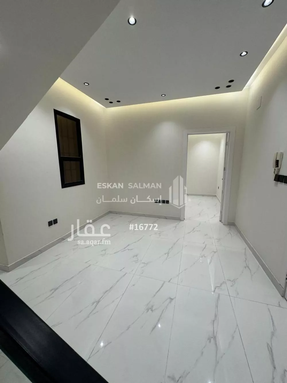 شقة 5 غرف في النظيم 4