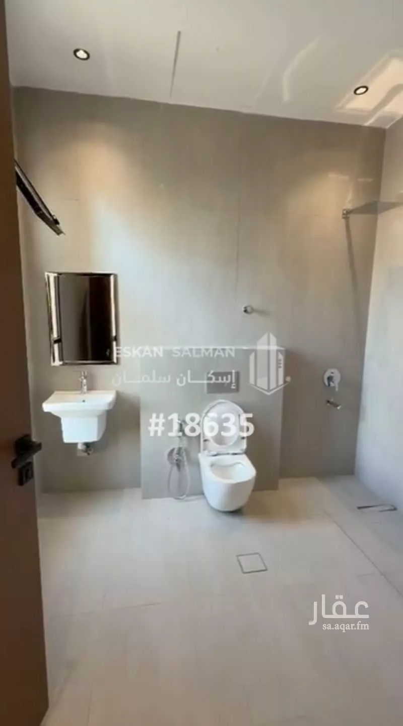 فيلا 6 غرف في الرمال 3