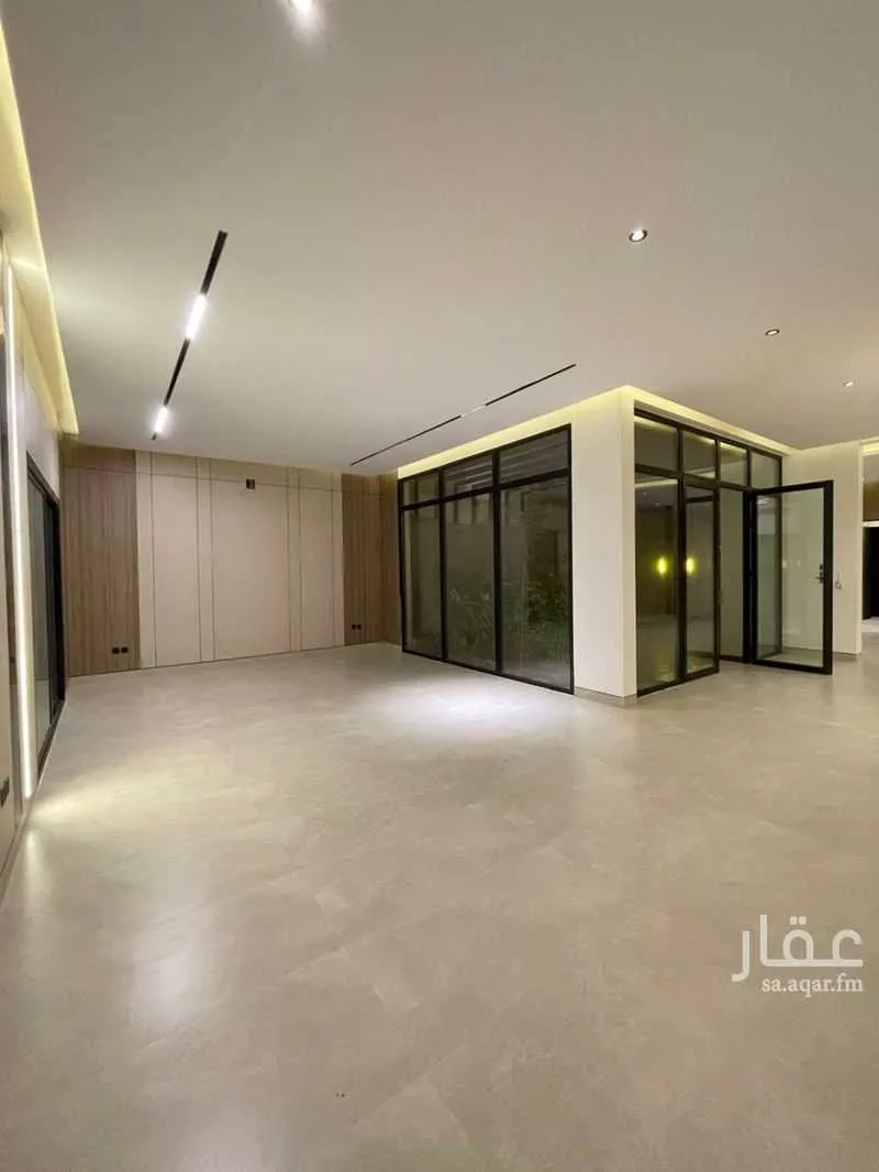 فيلا 7 غرف في المهدية 5