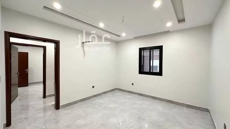 شقة 4 غرف في النزهة 3