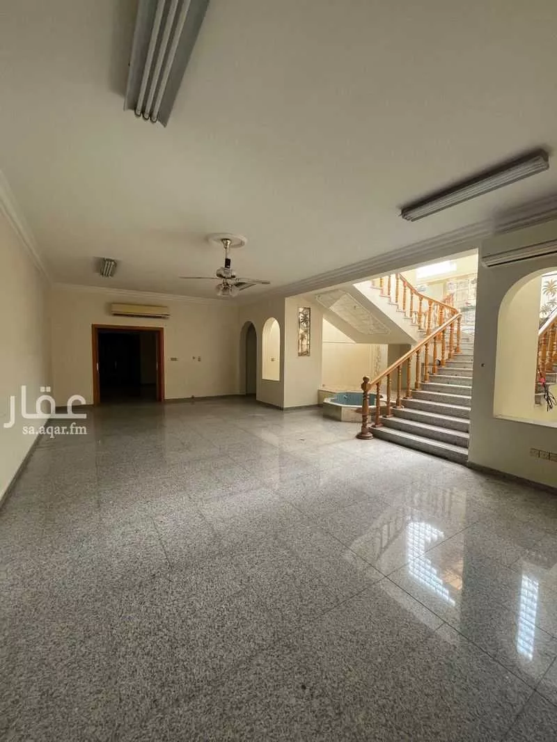4 bedroom villa in Al Aziziyah, Jeddah 6