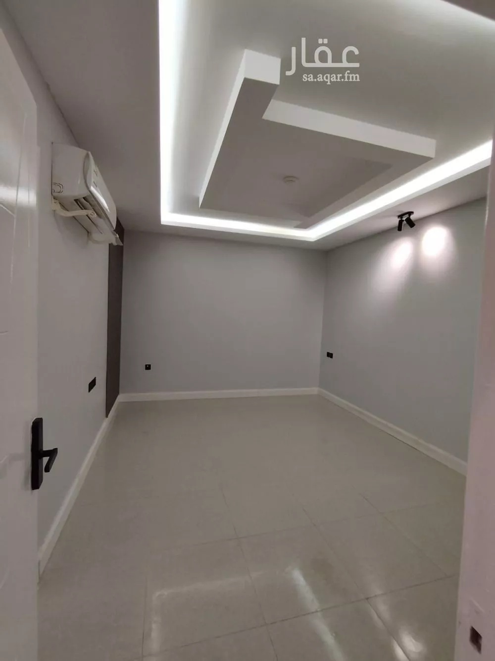 شقة 1 غرف في الملقا 2