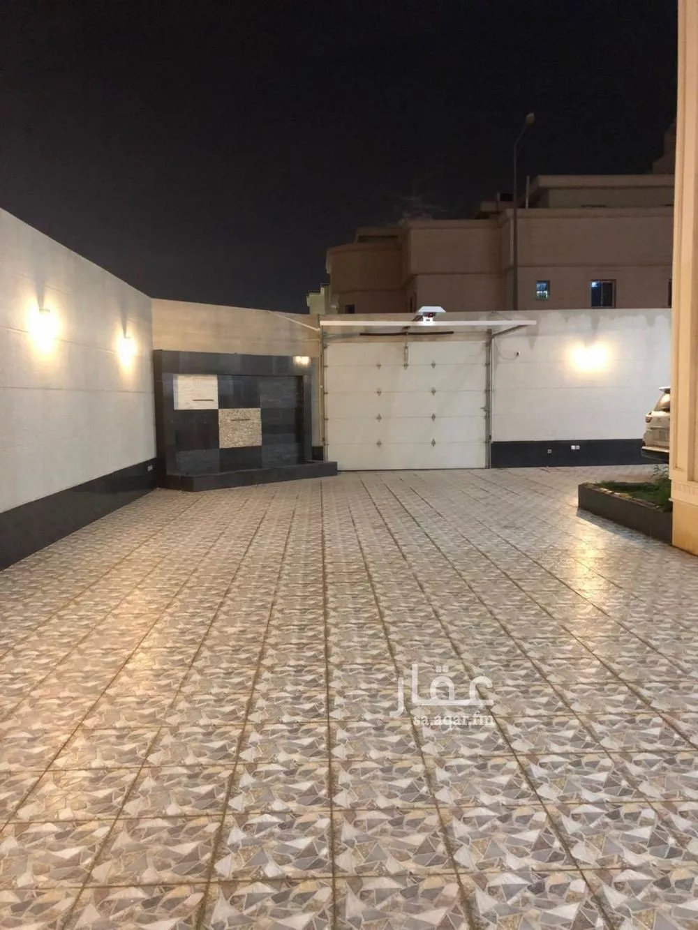 شقة 7 غرف في الرمال 4