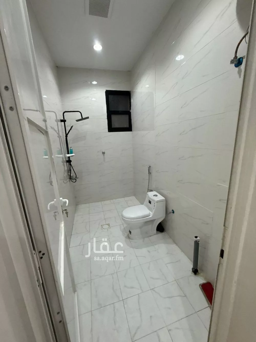 شقة 1 غرف في العارض 5