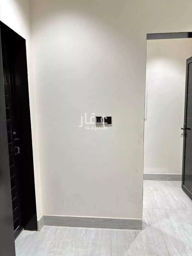 شقة 4 غرف في النظيم 1