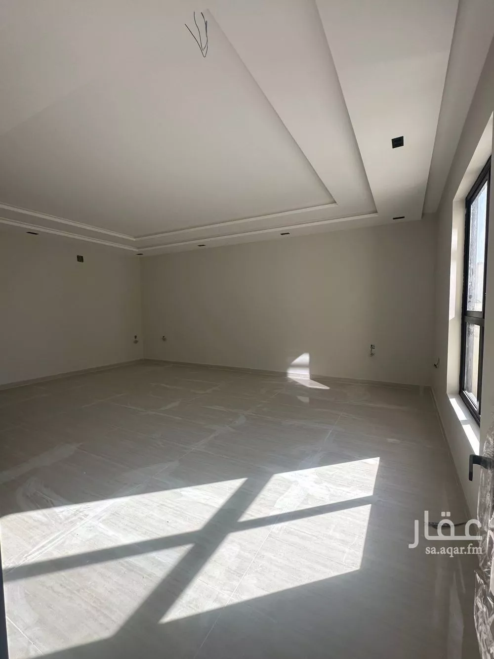 فيلا 6 غرف في المهدية 5