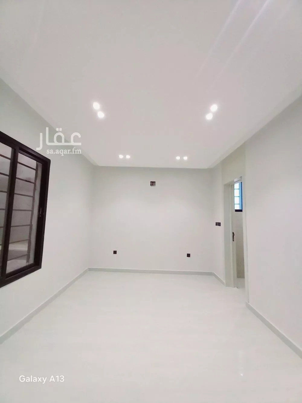 فيلا 5 غرف في بدر 4