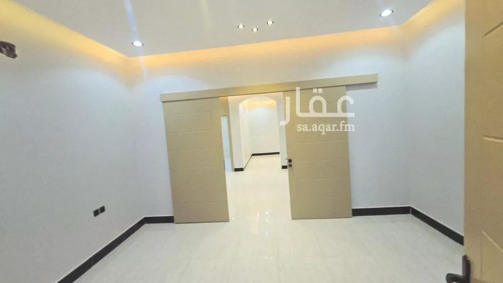 5 bedroom villa in Uhud, Riyadh 19