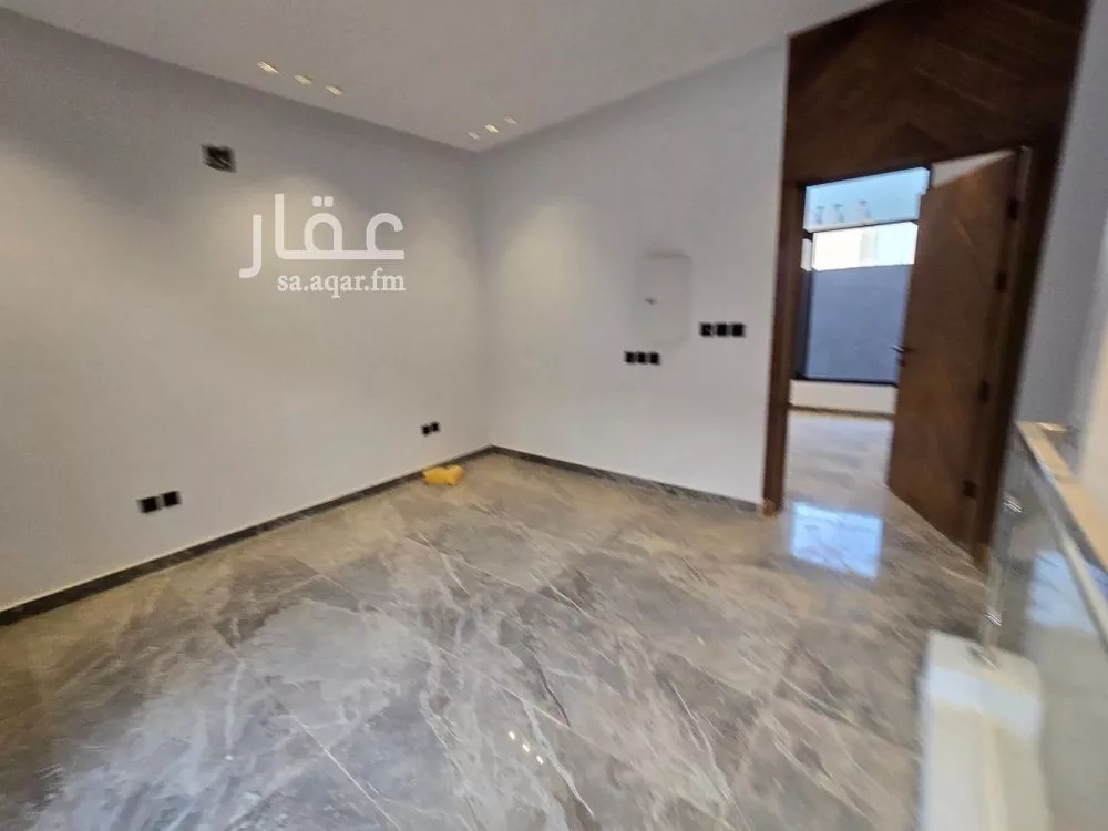 5 bedroom villa in Okaz, Riyadh 13