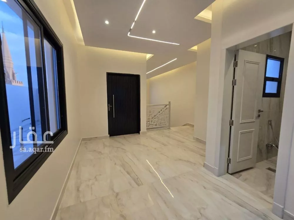 دور 4 غرف في السويدي 2