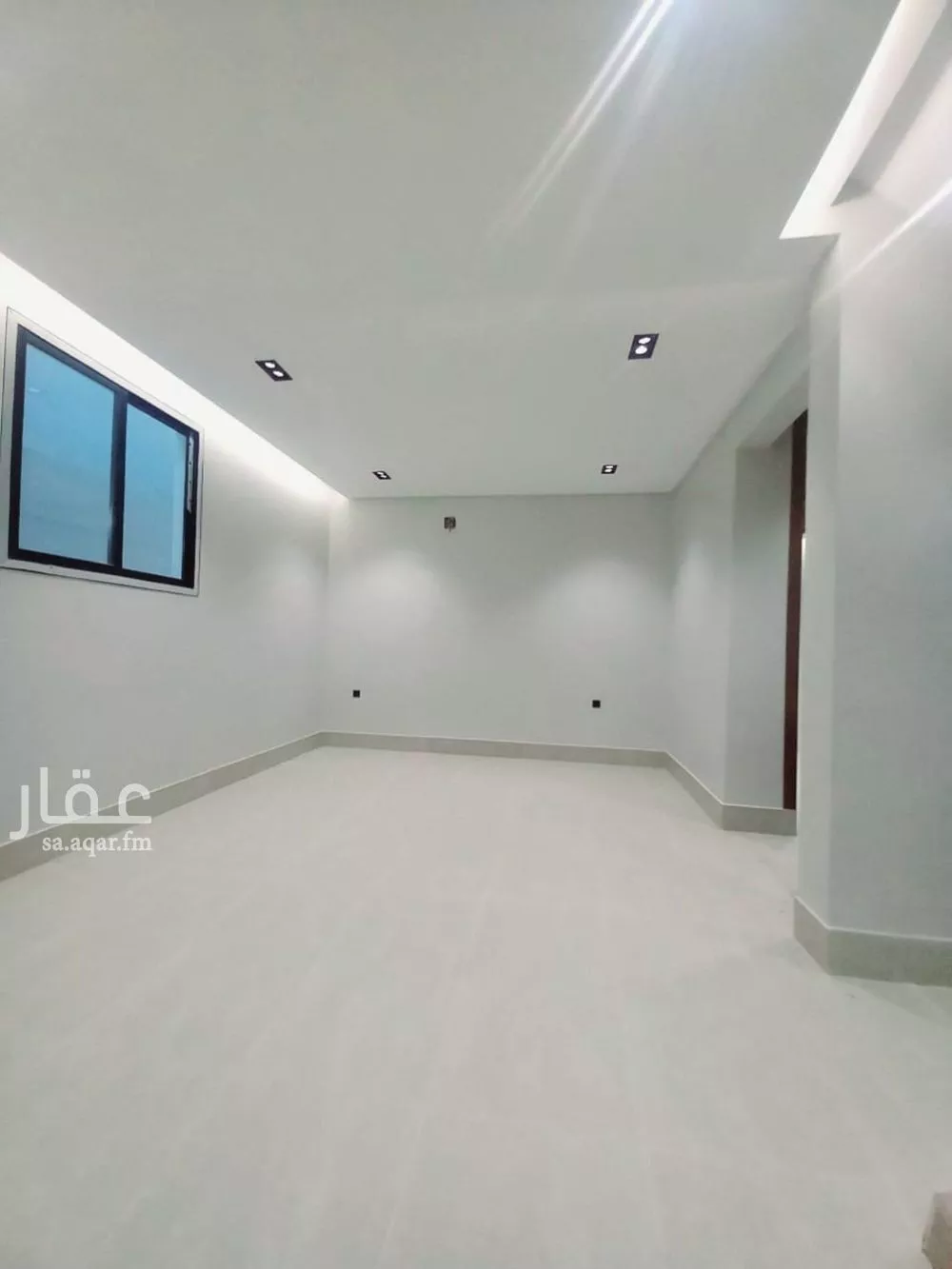 فيلا 5 غرف في عكاظ 5