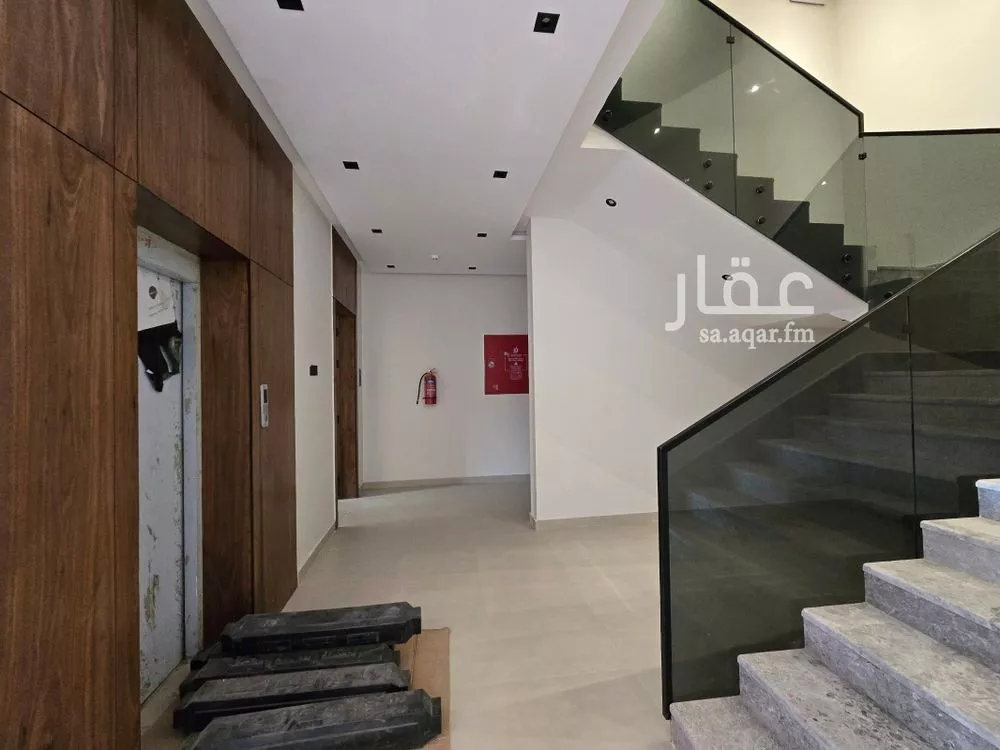 3 bedroom apartment in Tuwaiq, Riyadh 6