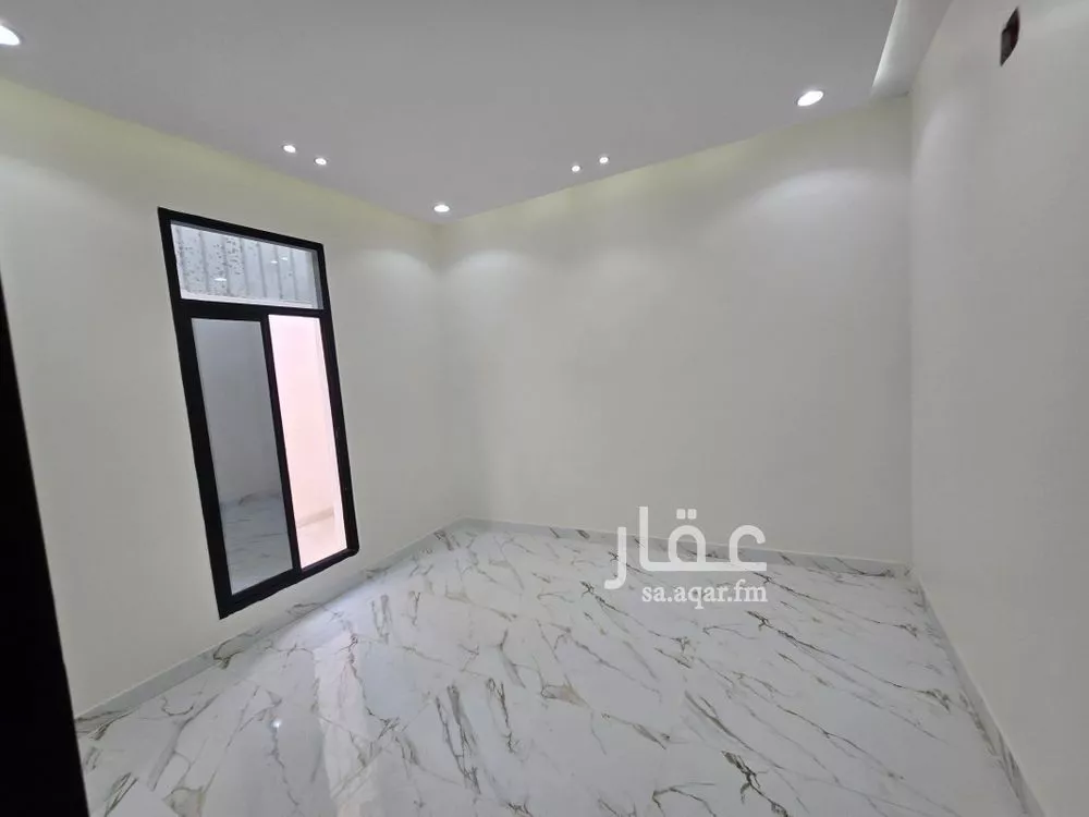 فيلا 6 غرف في العريجاء الغربية 5