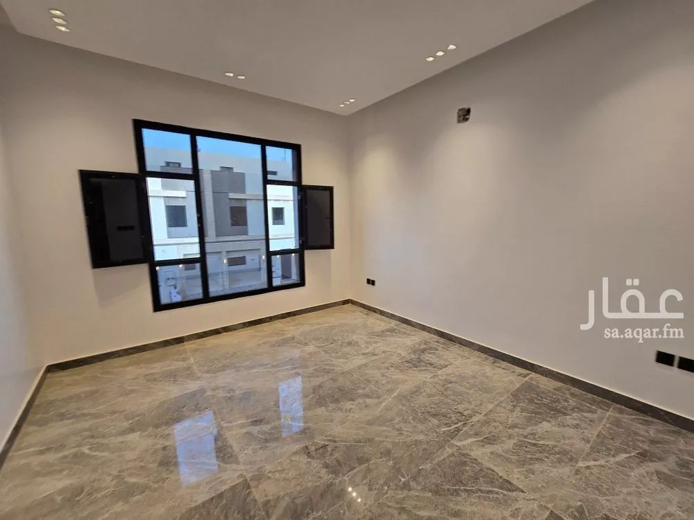 5 bedroom villa in Okaz, Riyadh 15