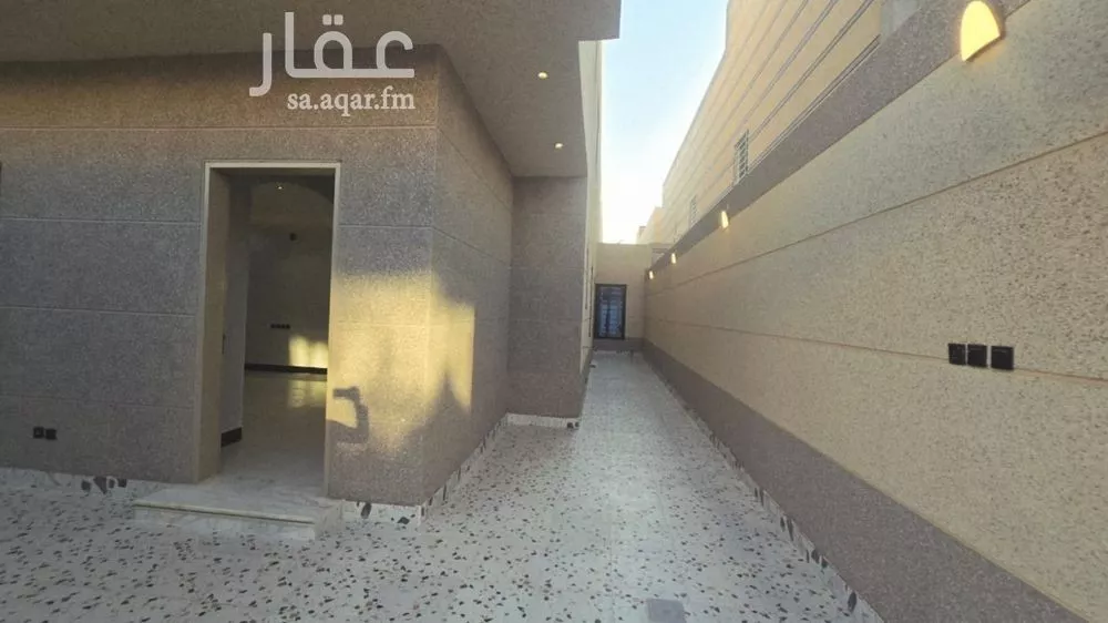 5 bedroom villa in Uhud, Riyadh 14