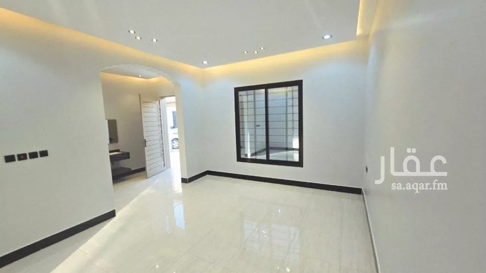5 bedroom villa in Uhud, Riyadh 16