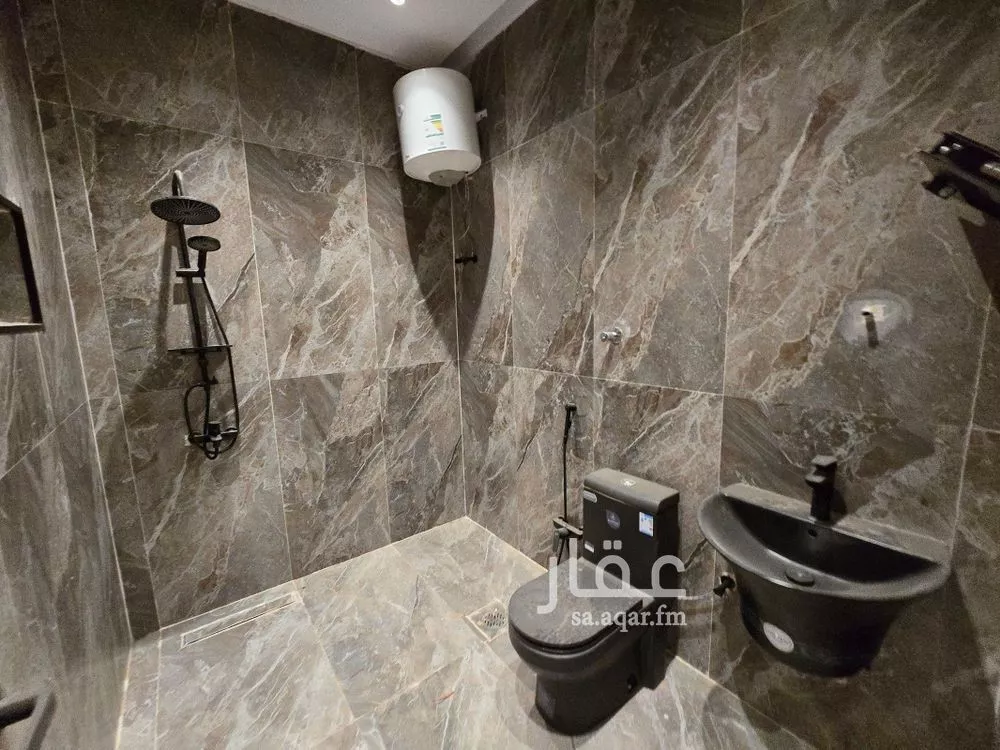 5 bedroom villa in Okaz, Riyadh 19