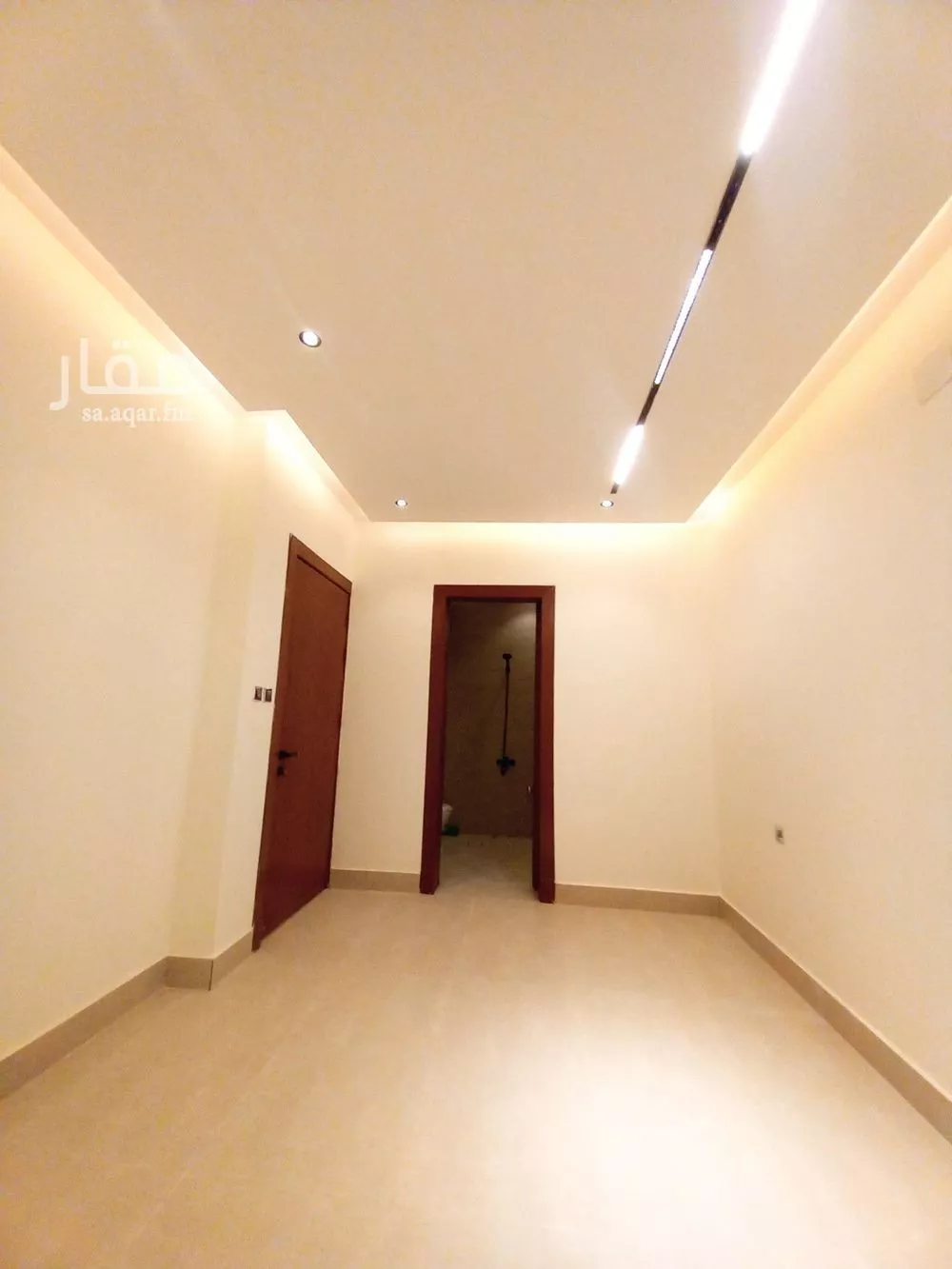 5 bedroom villa in Okaz, Riyadh 15