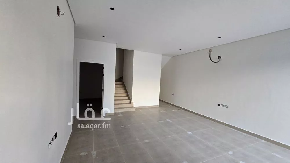 6 bedroom villa in Al Hazm, Riyadh 9