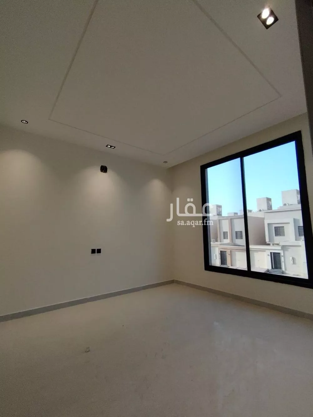 فيلا 4 غرف في عكاظ 5