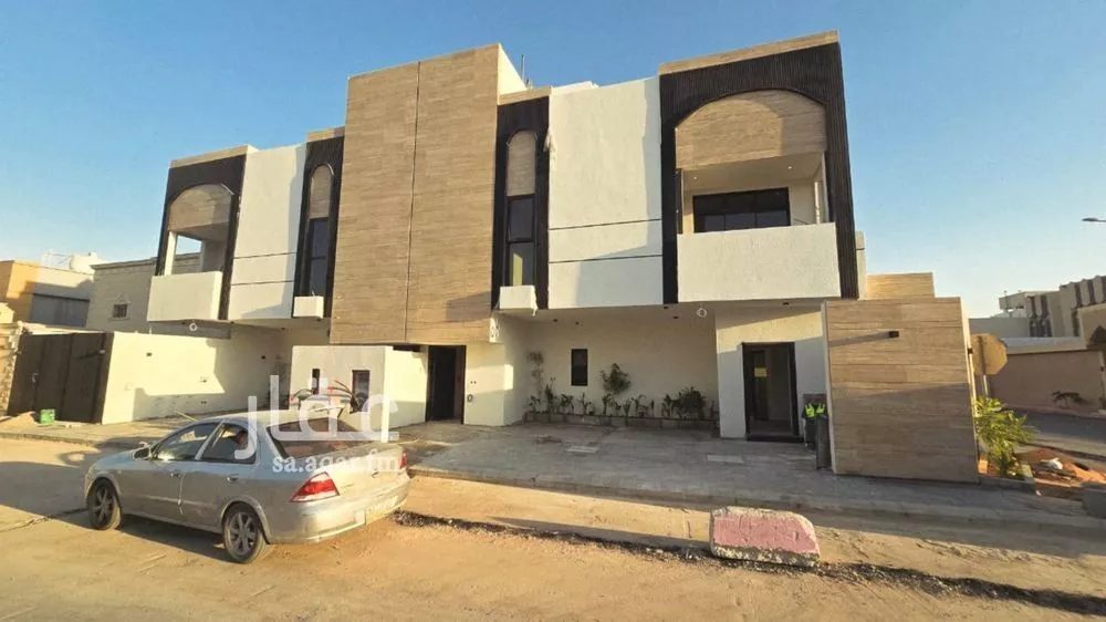 3 bedroom floor in As Suwaidi Al Gharabi 4