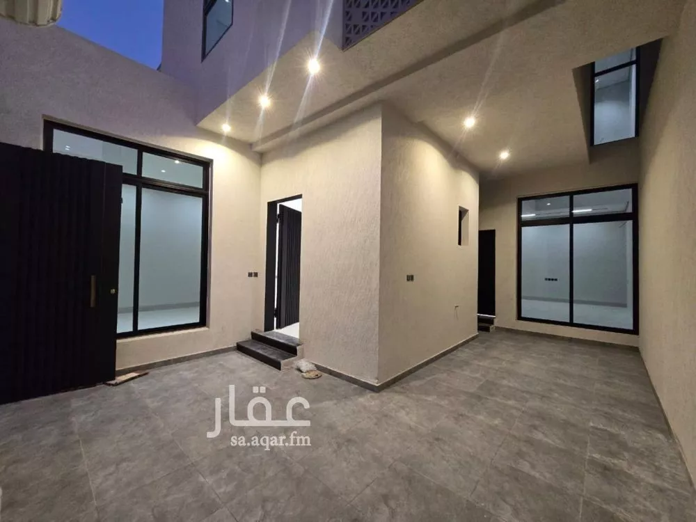 دوبلكس 6 غرف في العريجاء الوسطى 3