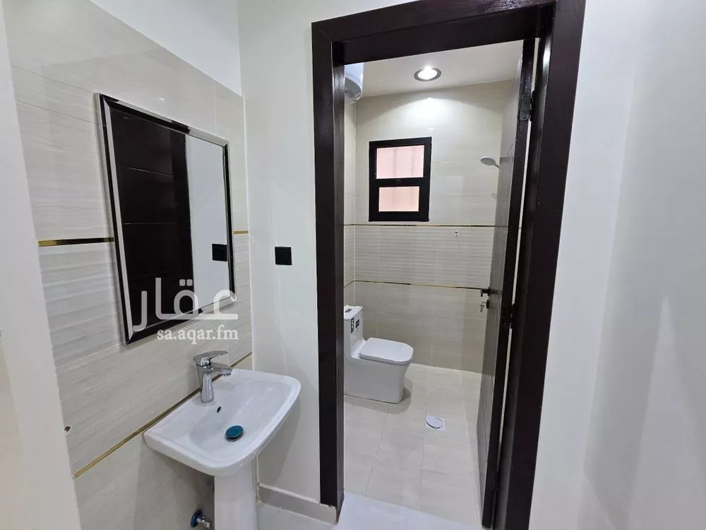 5 bedroom villa in Okaz 3