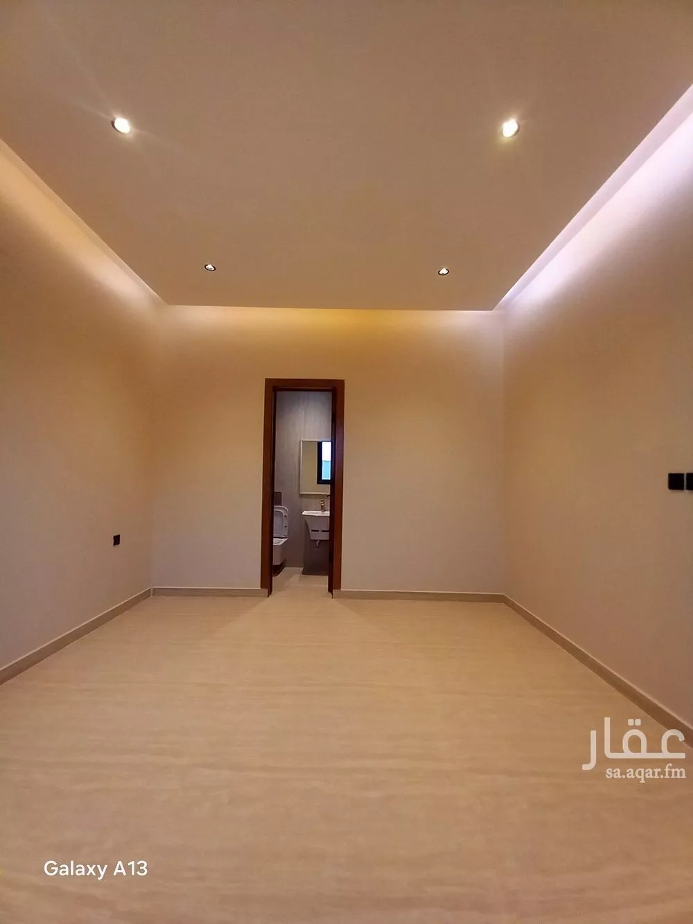 5 bedroom floor in Dirab 3