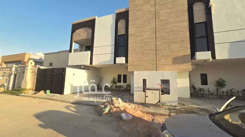 3 bedroom floor in As Suwaidi Al Gharabi 3