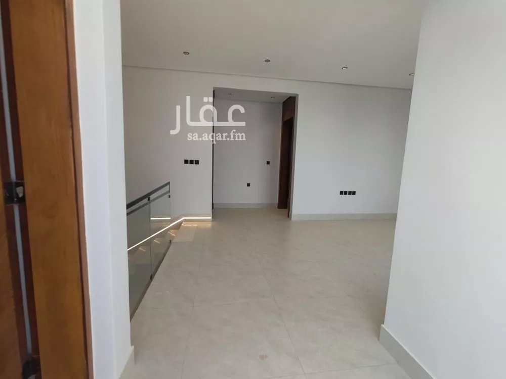5 bedroom villa in Al Mahdiyyah 3